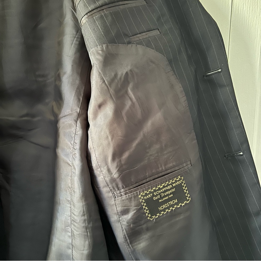 Hart Schaffner Marx Nordstrom Dark Navy Pinstripe Suit Jacket Size 42L - Picture 9 of 13
